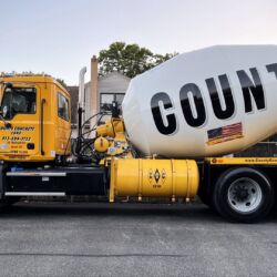 UA Graphics, Vinyl lettering, truck graphics, fleet graphics, commercial vehicle advertising, truck signs, morris county nj, kenvil nj